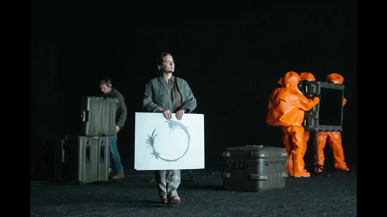 ARRIVAL - Clip "Sie muessen mich sehen" - Ab 24.11.2016 im Kino!