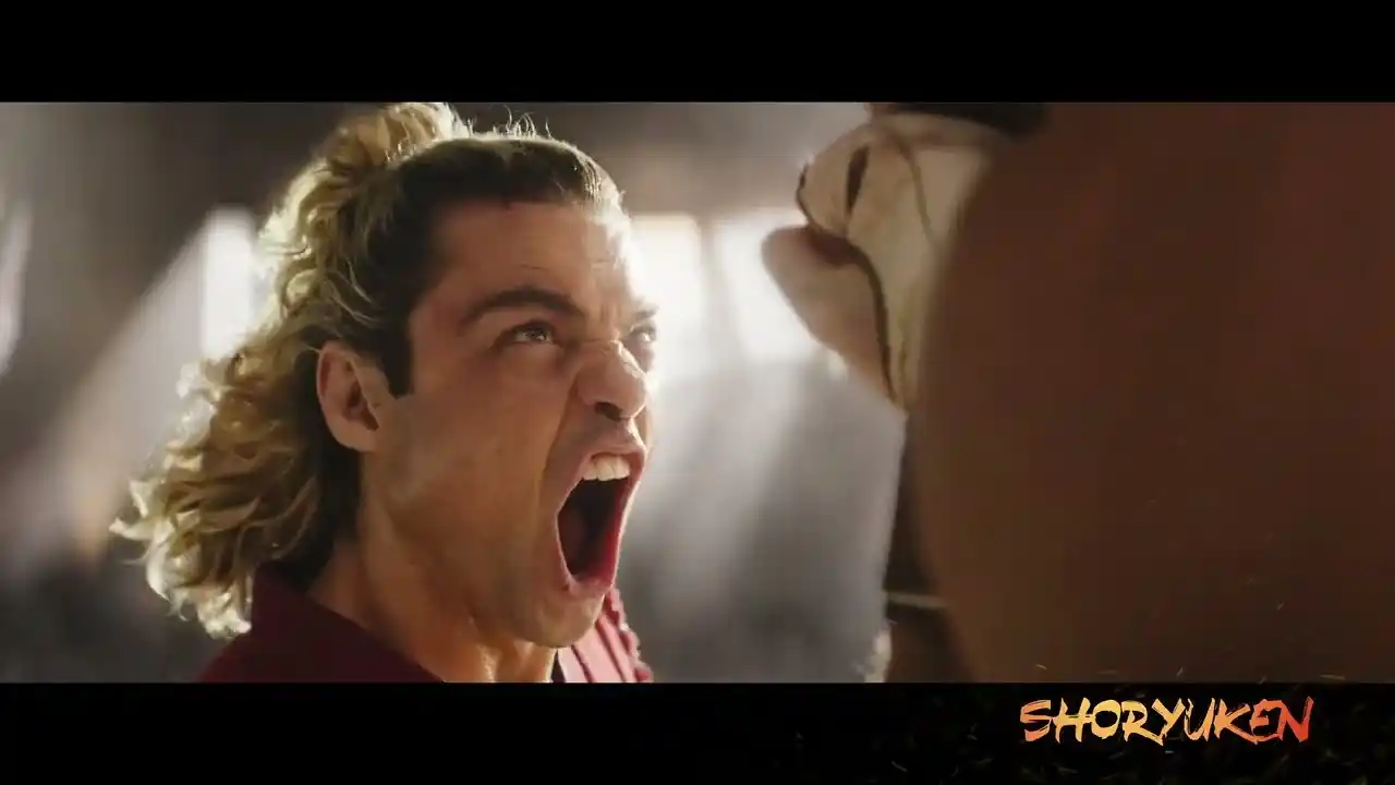 Video: Street Fighter | Movie x Game Moves | Kinostart: Ab 15.10.