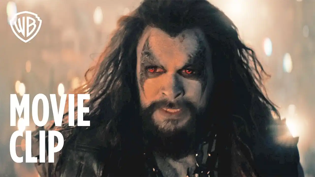 Video: Supergirl | Lobo &amp; Kara Save The Children | Movie Clip | Warner Bros. Entertainment