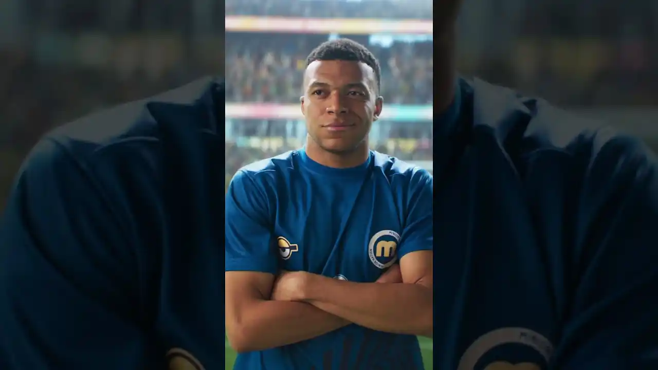 Video: MINIONS & MONSTER | Exklusiver Clip "Kylian Mbappé betritt das Spielfeld" deutsch/german HD