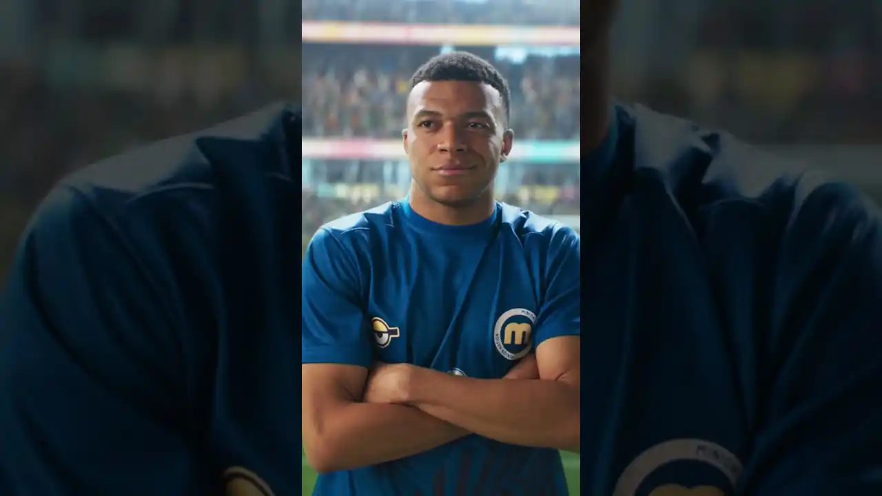 Video: MINIONS & MONSTER | Exklusiver Clip "Kylian Mbappé betritt das Spielfeld"