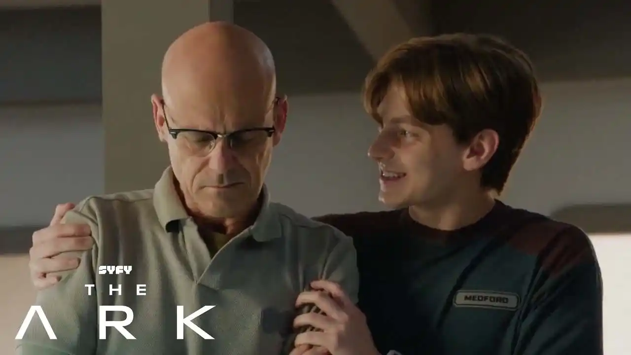 Video: HIGHLIGHT: Medford Uncovers an Artifact That Could Change Humanity | The Ark (S3, E1) | SYFY