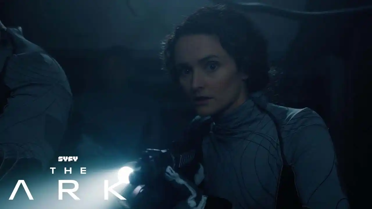 Video: SNEAK PEEK: Garnet &amp; the Crew Find Something Waiting in the Shadows | The Ark (S3, E1) | SYFY