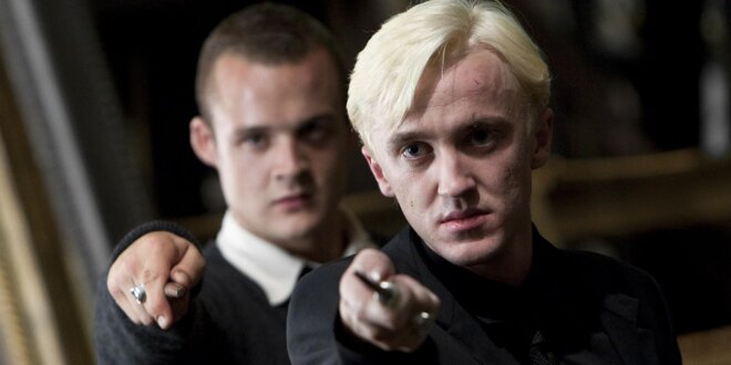 Draco Malfoy (Tom Felton) und Gregory Goyle (Josh Herdman)