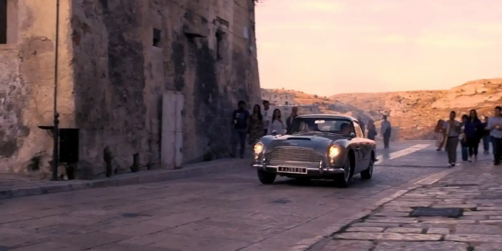 Aston Martin DB5 in Keine Zeit zu Sterben