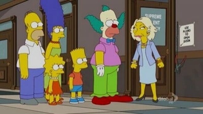 Die Simpsons 23x08 - Agentin mit Schmerz