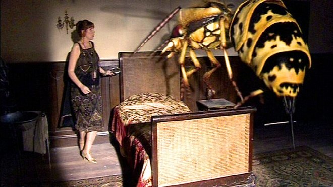 Doctor Who 04x07 - Das Einhorn und die Wespe