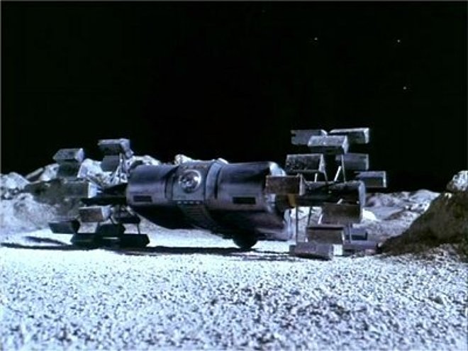 Mondbasis Alpha 1 01x18 - Die Teufelsmaschine