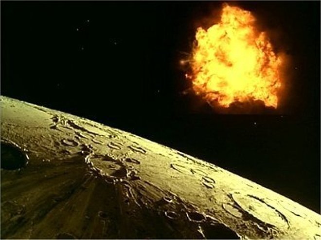 Mondbasis Alpha 1 02x16 - Die Feuerwolke