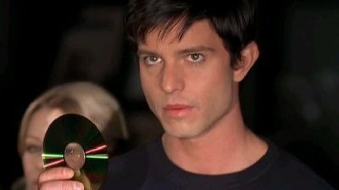 Roswell 02x20 - Stromausfall