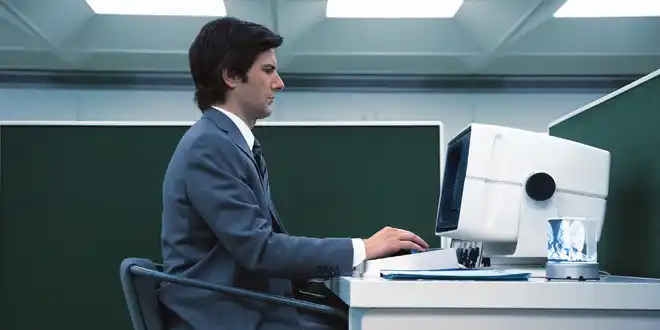 Severance 1x01 &ndash; Szenenbild