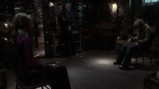 Smallville 05x14 - Unruhe der Toten