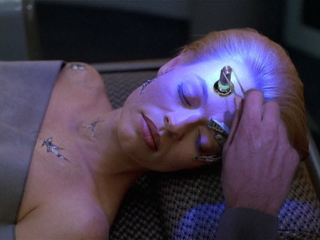 Star Trek: Raumschiff Voyager 07x02 - Unvollkommenheit