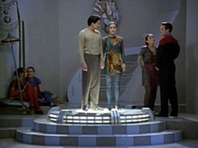 Star Trek: Raumschiff Voyager 01x10 - Der Verrat