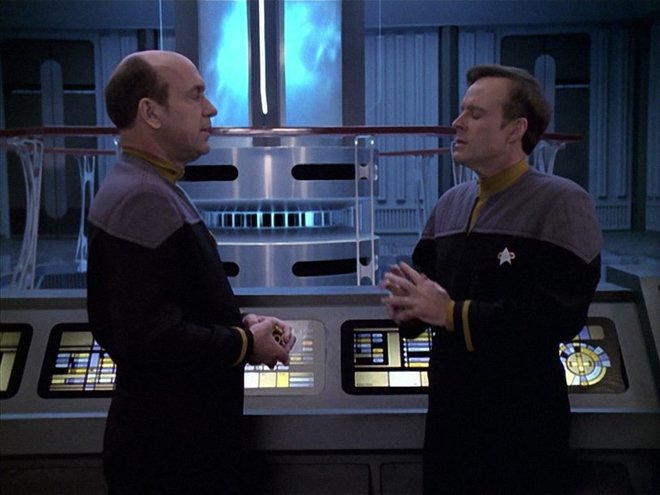Star Trek: Raumschiff Voyager 06x10 - Das Pfadfinder-Projekt