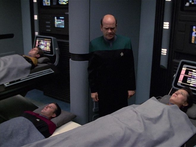 Star Trek: Raumschiff Voyager 07x04 - Verdrängung