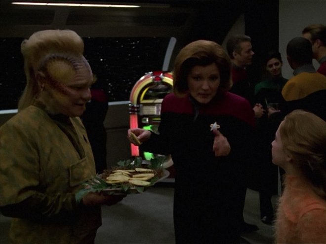 Star Trek: Raumschiff Voyager 07x23 - Eine Heimstätte