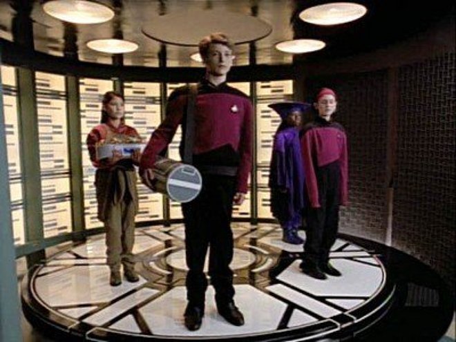 Raumschiff Enterprise: Das nächste Jahrhundert 06x07 - Erwachsene Kinder