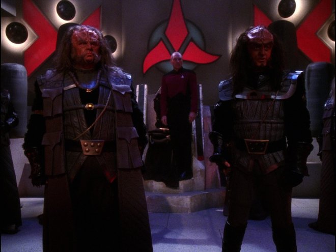 Raumschiff Enterprise: Das nächste Jahrhundert 04x26 - Der Kampf um das Klingonische Reich – Teil 1