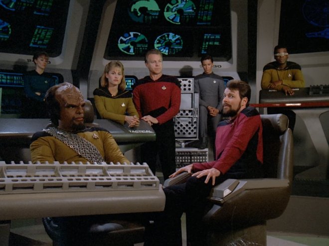 Raumschiff Enterprise: Das nächste Jahrhundert 02x21 - Galavorstellung