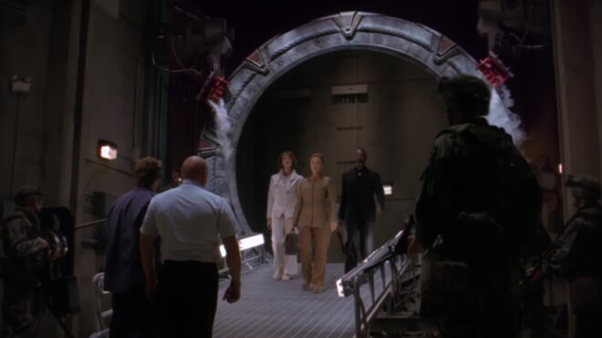 Stargate 07x14 - Kiannas Symbiont