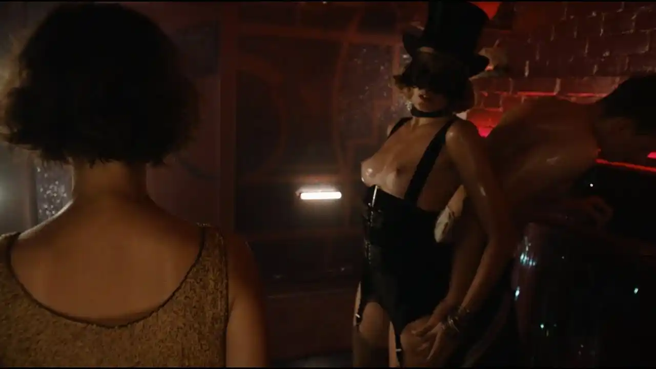 Babylon Berlin &ndash; Trailer: Teaser Trailer