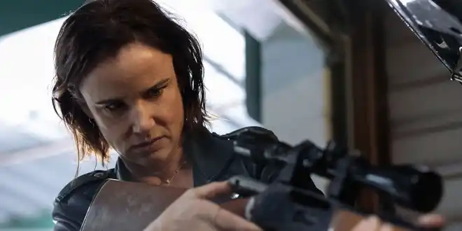 Yellowjackets 1x01 &ndash; Szenenbild