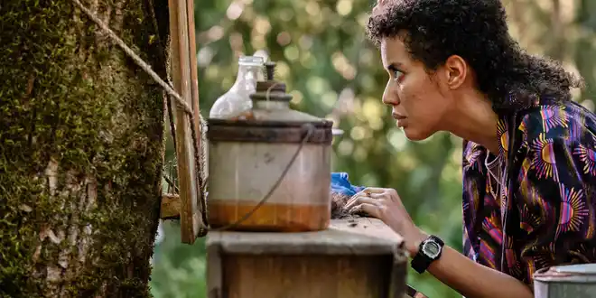 Yellowjackets 1x07 &ndash; Szenenbild