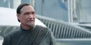 Bild zum Artikel: Jimmy Smits steigt in die finale Staffel von Daryl Dixon ein