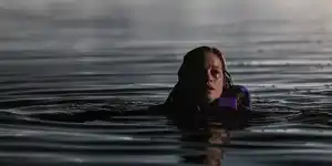 Bild zum Artikel: TIFF-Horrorhit „River“: Universal startet den Blumhouse-Slasher im Januar