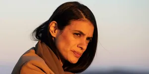 Bild zu: Laysla De Oliveira und Riccardo Scamarcio haben den Zeitreise-Thriller „Telephone“ abgedreht